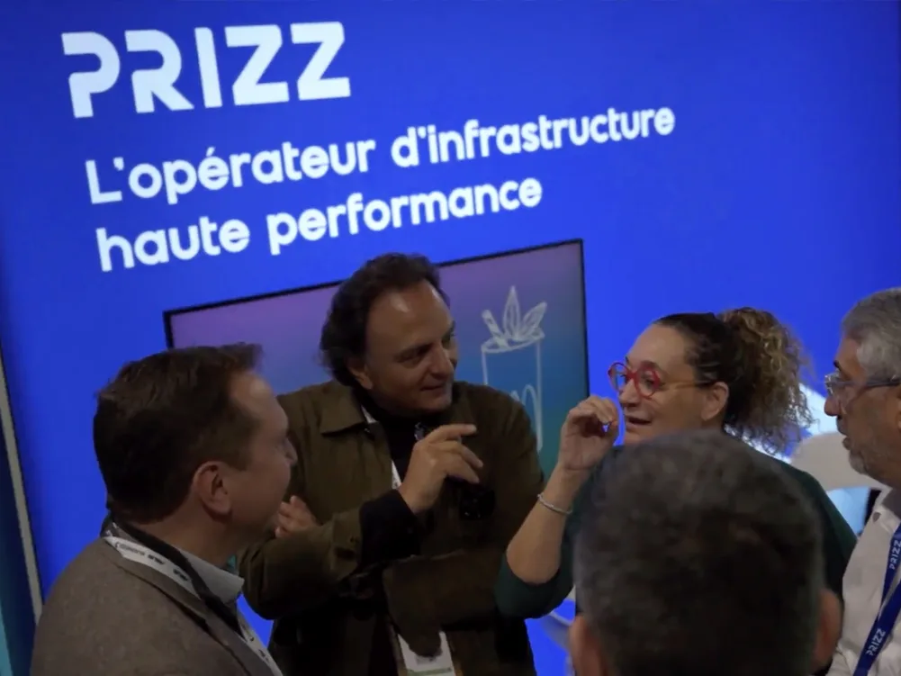 L’équipe Prizz sur son stand au salon IT Partners